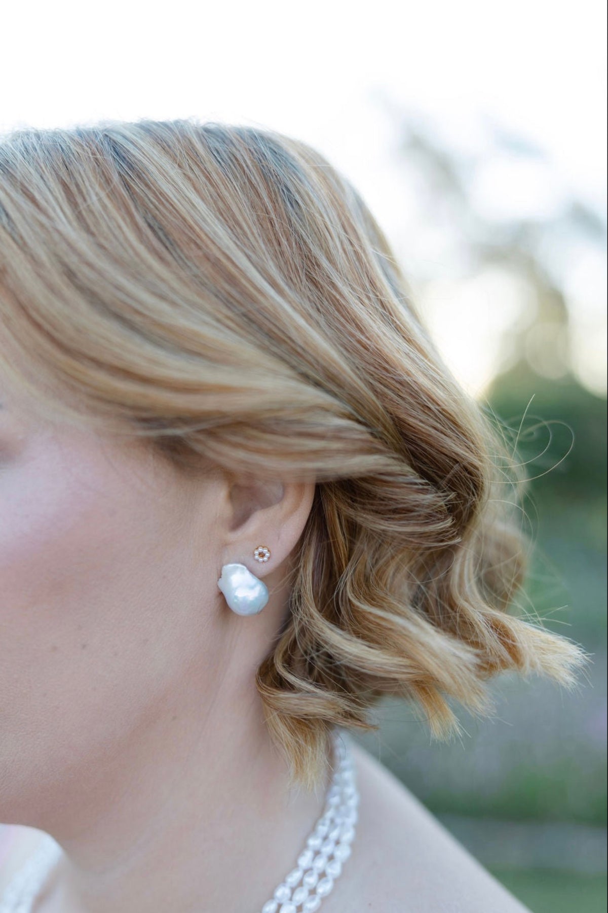 Sylvie Wreath Stud